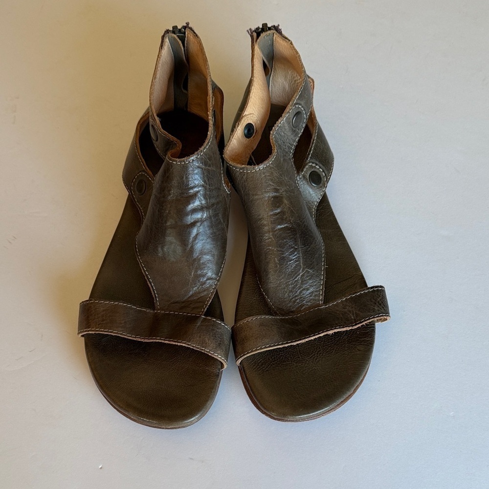 Bed Stu Soto Sandal taupe women’s 10 EUC